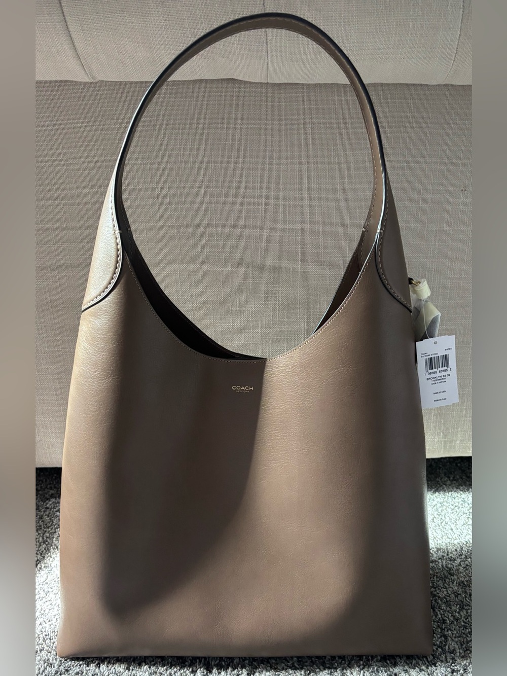 NWT Coach CU044 Brooklyn Shoulder Bag 39 Large Natural Grain Leather Dark Stone